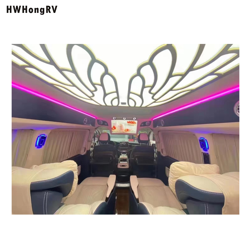 Окно кемпера HWHongRV. Оконные шторы Sunguard RV также подходят для прицепа.