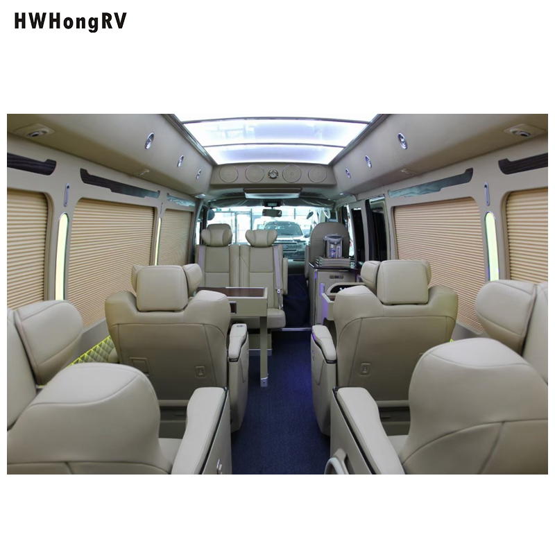 Окно кемпера HWHongRV. Оконные шторы Sunguard RV также подходят для прицепа.