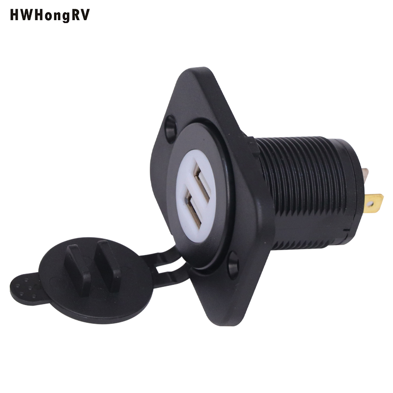 Двойная автомобильная розетка для зарядного устройства USB с крышкой — универсальное и удобное устройство, предназначенное для использования в различных транспортных средствах.